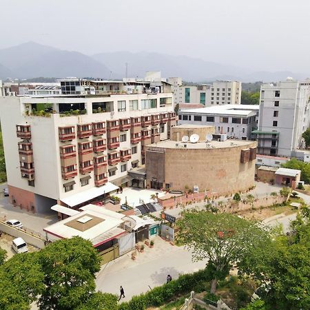 Legend Hotel Ісламабад Екстер'єр фото