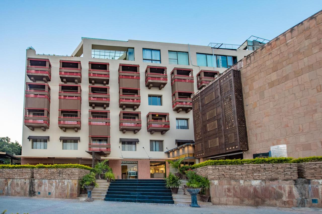 Legend Hotel Ісламабад Екстер'єр фото