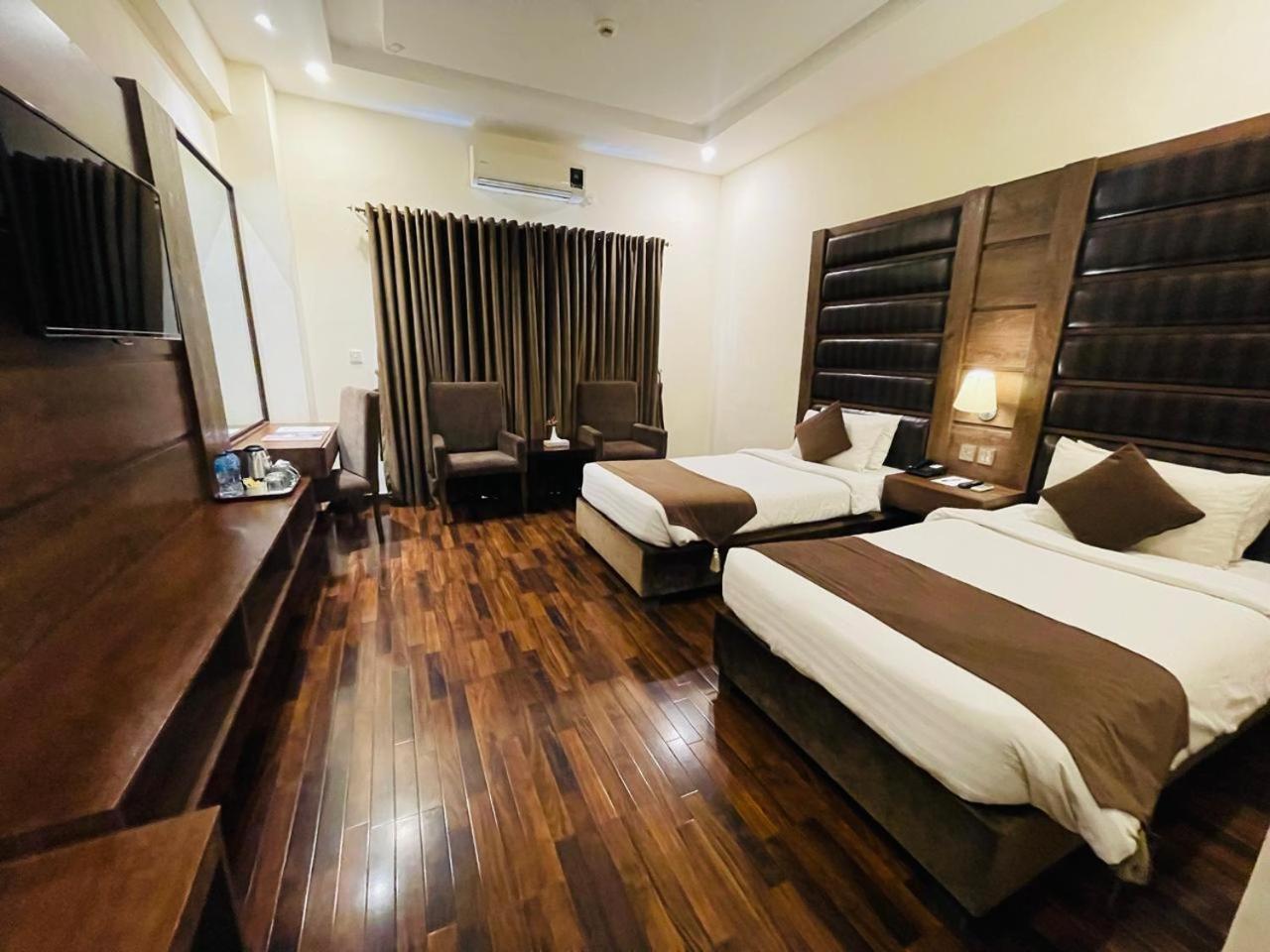 Legend Hotel Ісламабад Екстер'єр фото