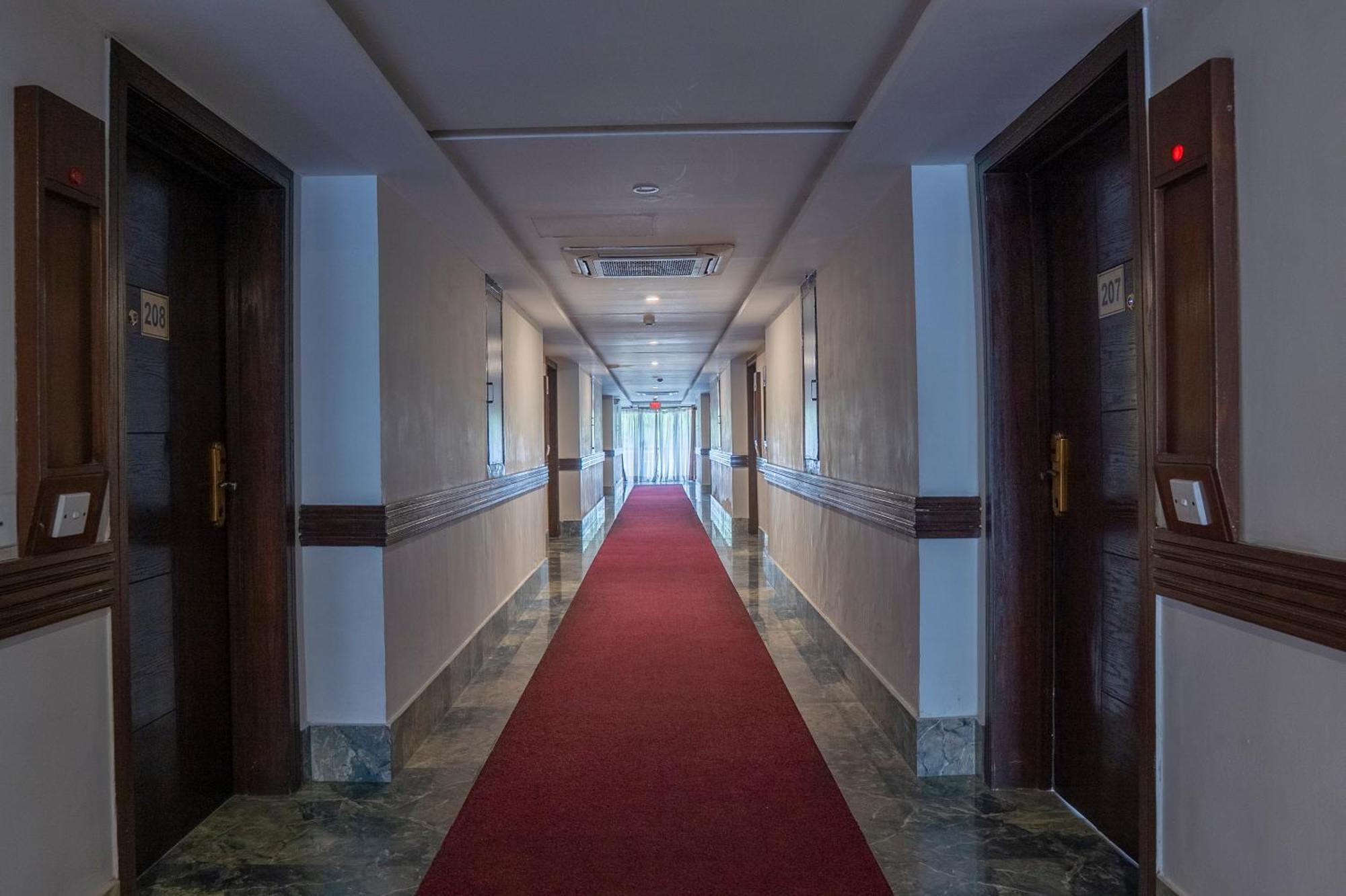 Legend Hotel Ісламабад Екстер'єр фото